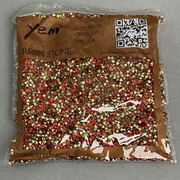 Red Rhinestones, 3mm diameter, clear packaging / 105g (+ -)