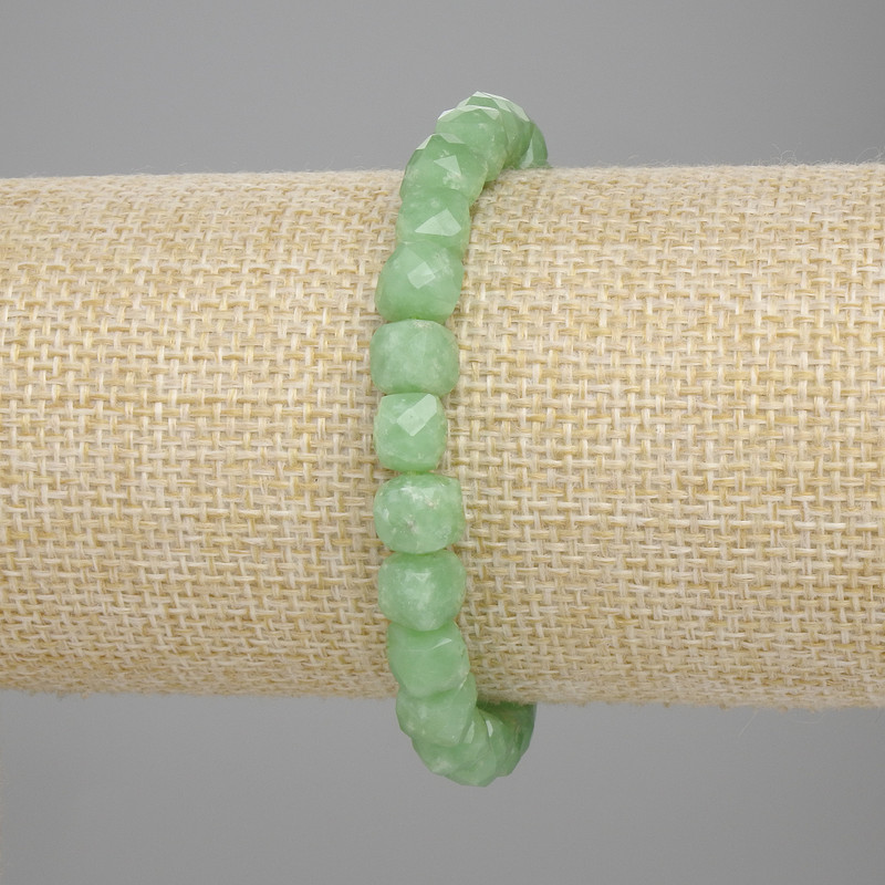 Bracelet Chrysoprase Faceted Cube, 7×7mm cubes, length 18cm, stretch
