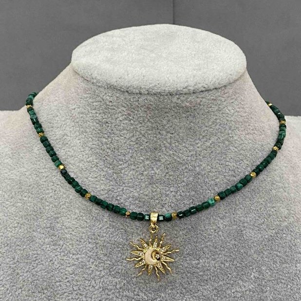 Choker Malachite Faceted Cube 2mm+- Hematite Facet 2mm+- with Sun Pendant 20mm+-, length 36cm + extension Chain