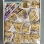 Souvenir Fluorite Assorted Stones Size (price per box) 17x13 cm+