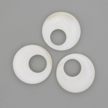 Donut pendant (bagel) Mother-of-pearl, diameter 20x4mm±, hole diameter 8mm±