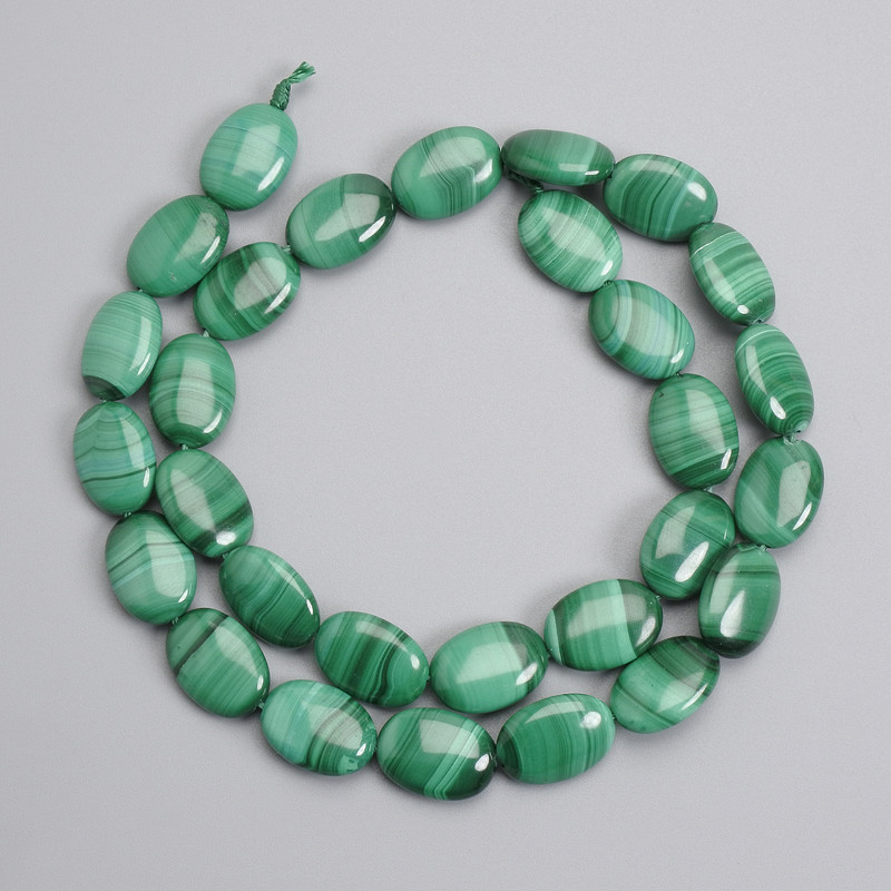 Malachite Beads Oval 14×10 mm on Thread, 40 cm length