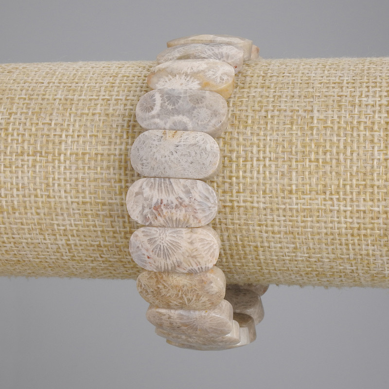 Bracelet of Fossilised Coral, faceted link, diameter 20×10mm±, length 18cm± stretch