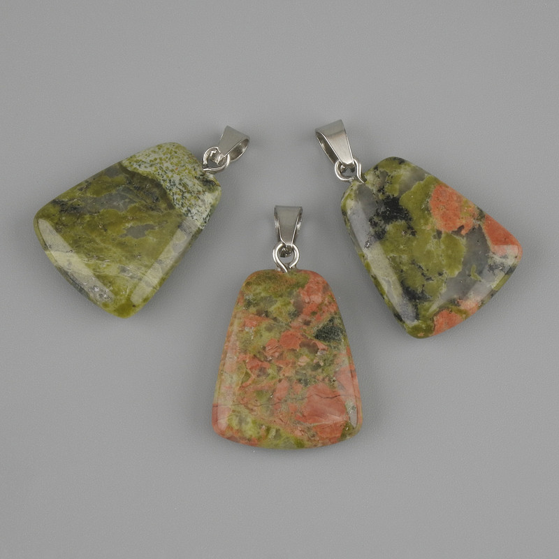 Pendant Heliodor Jasper (Heliotrop) Jasper Trap trapezoid 17x21mm+-, length 30mm+-