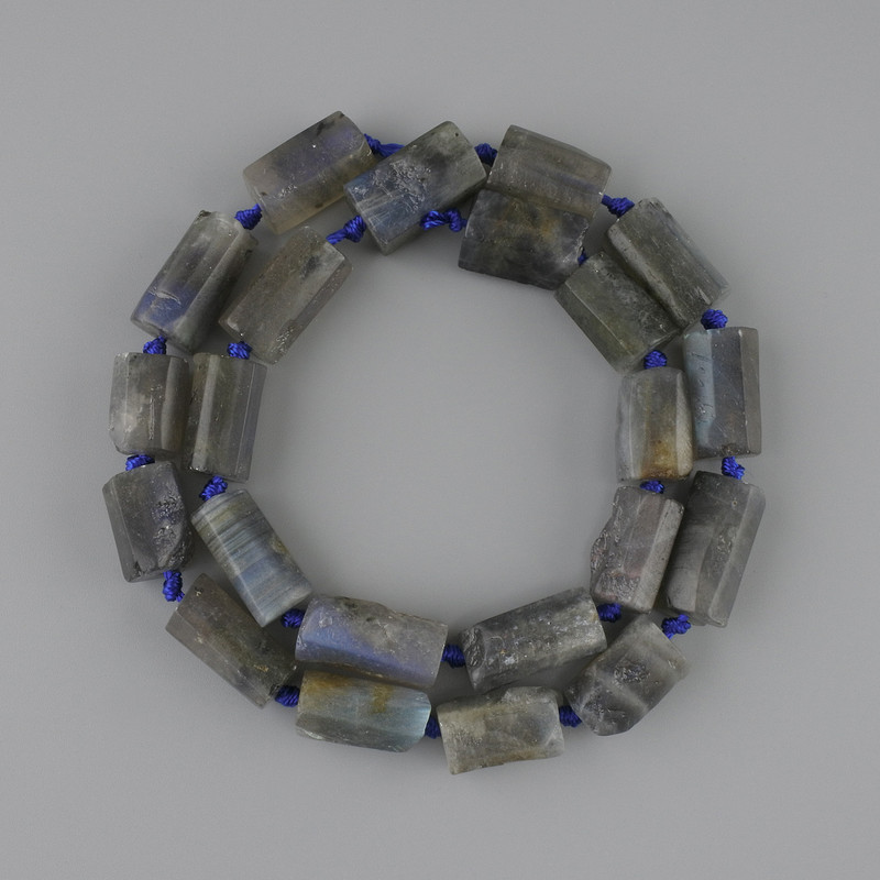 Labradorite Beads, unpolished gemstone, faceted 11-25×10-11 mm, 5 mm+-, on thread length 45 cm+-