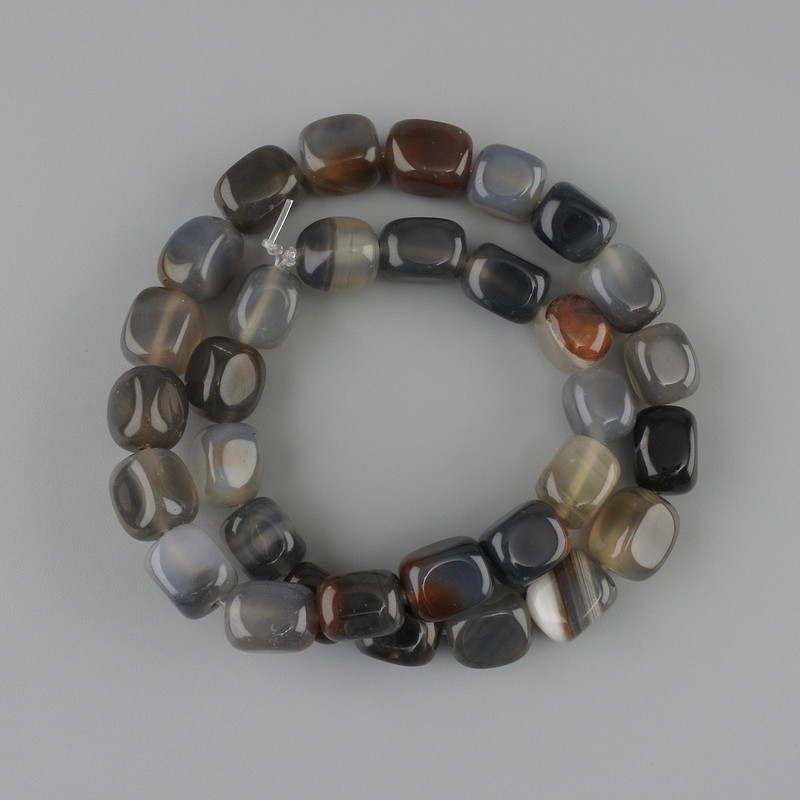 Agate Beads Brick 9–13×9–9.5 mm, 37 cm on cord