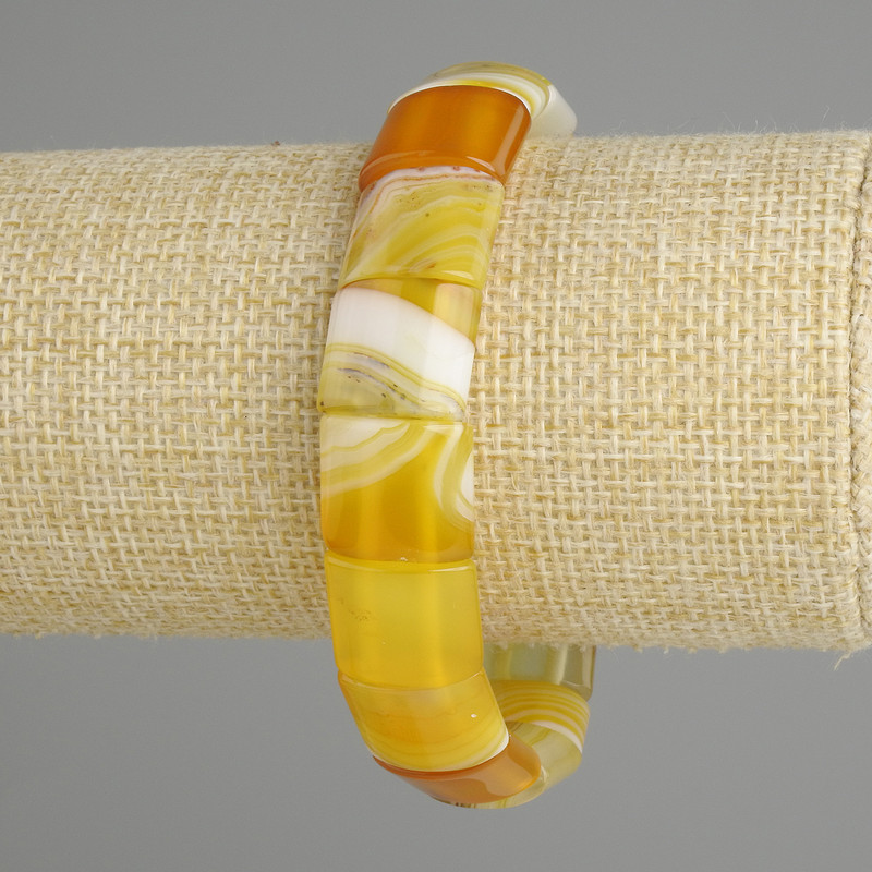 Agate Bead Bracelet Smooth Link, 15×12-13mm diameter, stretchy 18cm