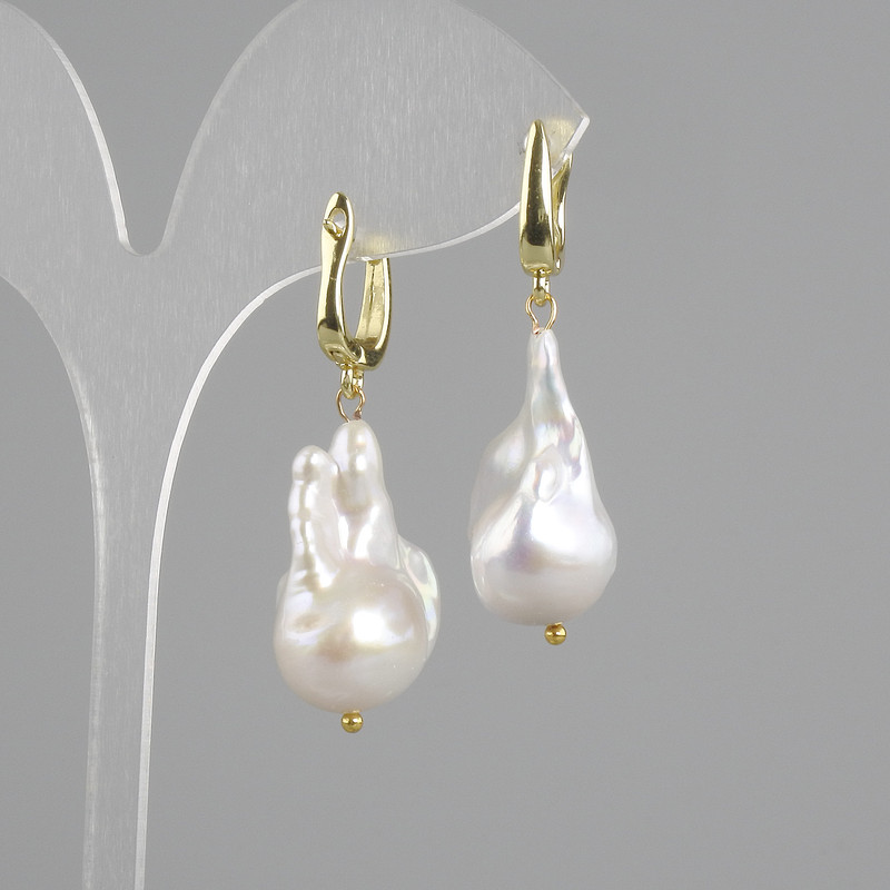 Earrings 'Baroque Pearl' 24x15mm±, length 40mm±