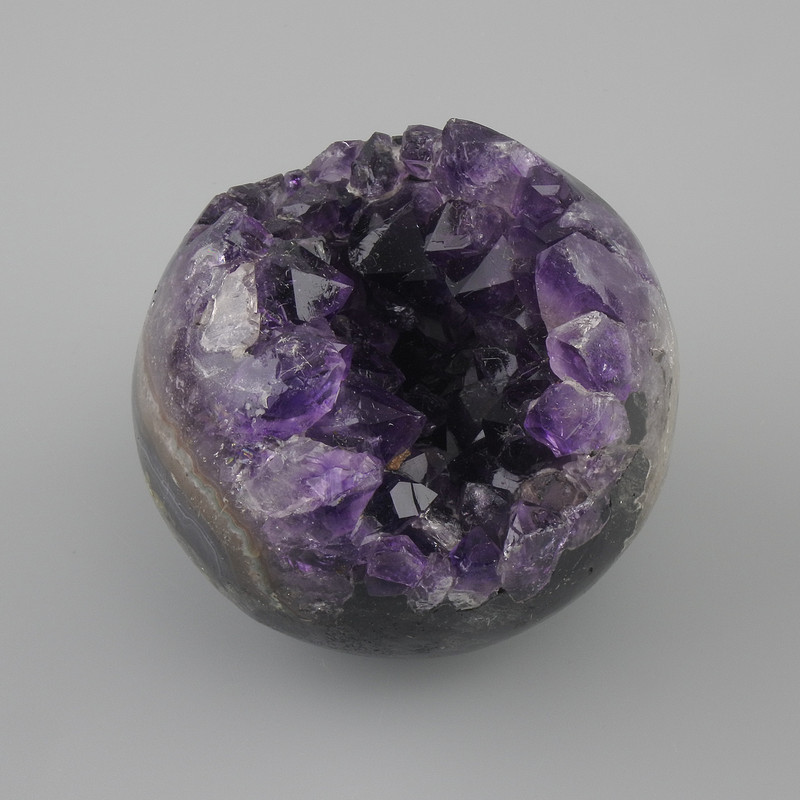 Price per 100g! Souvenir sphere natural stone Amethyst with geode, diameter 60-80mm±, assorted sizes, weight from 250g