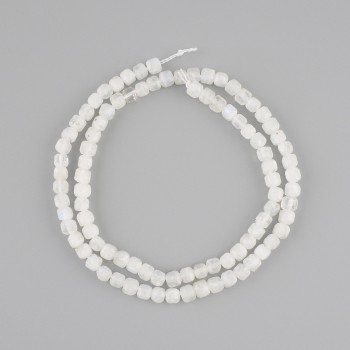 Adularia Beads Faceted Cube 4x4mm, Threaded, 39cm