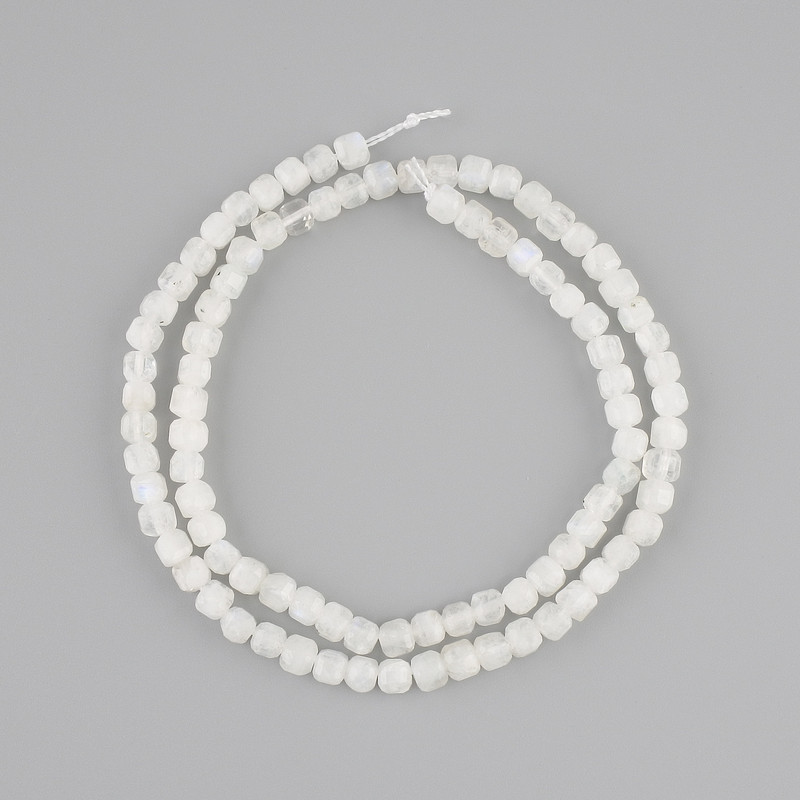 Adularia Beads Faceted Cube 4x4mm, Threaded, 39cm