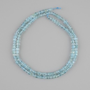 Faceted Topaz Beads Cube-shaped, 2×2.5 mm, thread length 39 cm