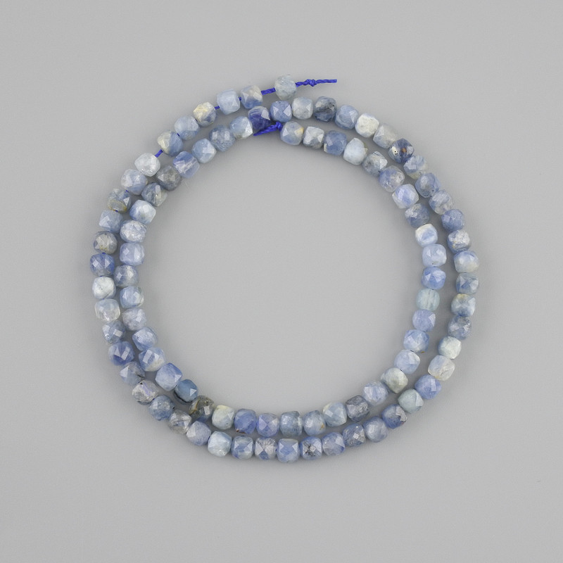 Kianite Beads Natural stone, faceted cube, 4x4mm diameter, length 38cm