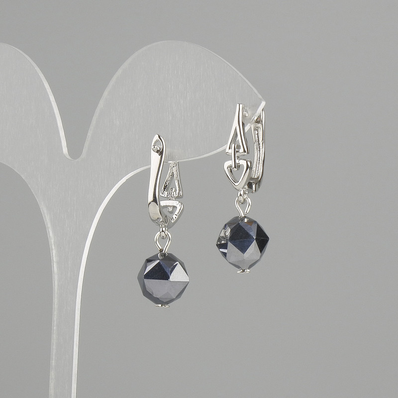 Terahertz Earrings, Faceted Diamonds, diameter 10x9mm±, length 30mm±