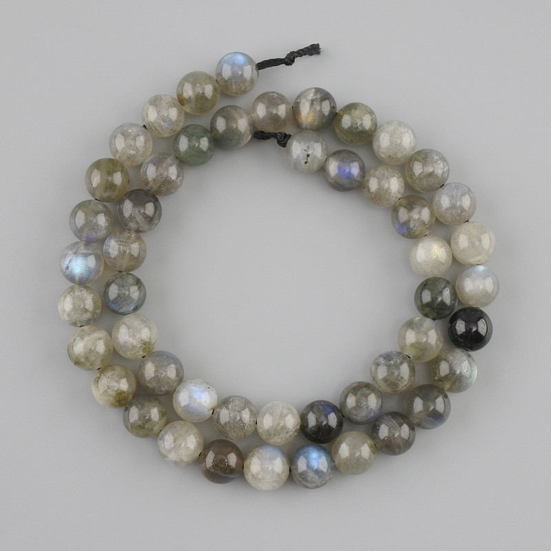 Labradorite beads round smooth 8mm, on thread 39cm ±