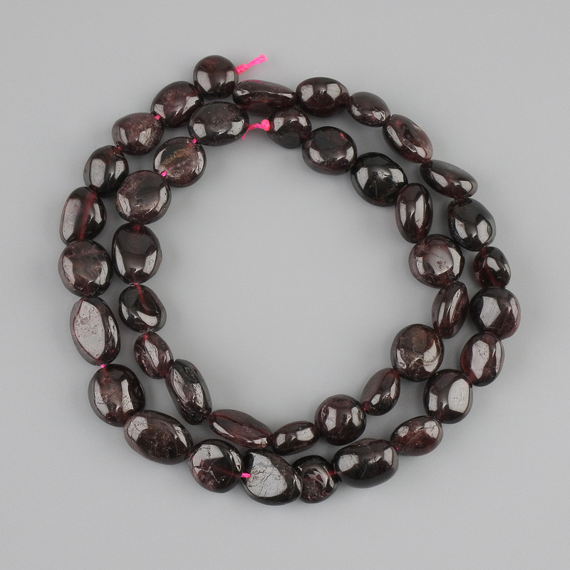 Garnet facet beads 9-12, 5×8-9, 5mm+-, thread length 40cm+-