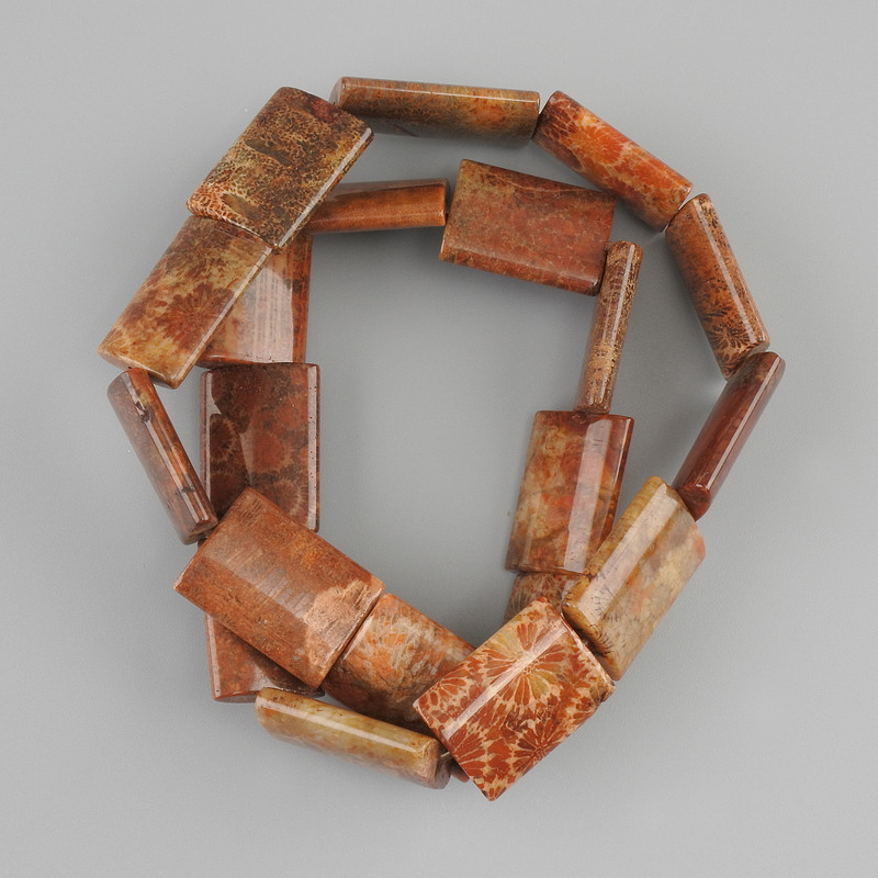 Beads, Fossilised Coral Rectangles 20×15 mm ±, length 40 cm ± on thread