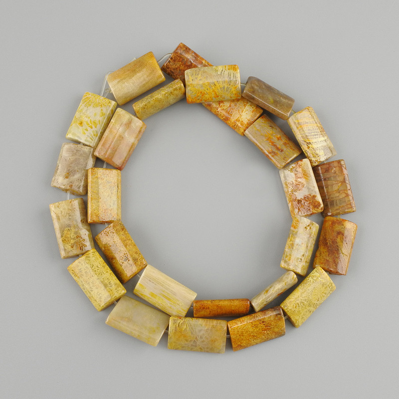 Beads of fossilised coral rectangular 15-9.5×10 mm, 39 cm long on thread