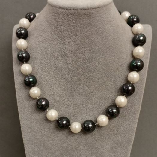 Majorca Pearl Necklace, length 47cm ± with clasp