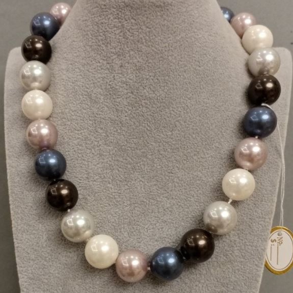 Majorca Pearl Necklace, length 45cm ± with clasp