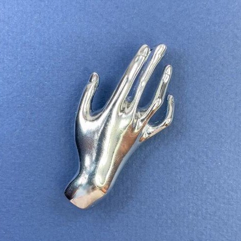 Brooch Pendant Hand Silver-Coloured Metal 27x55mm+