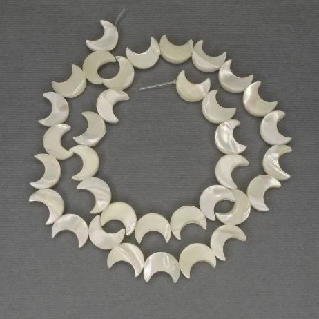 Mother-of-PPearl Moon Beads, 12mm diameter, length 40cm on thread