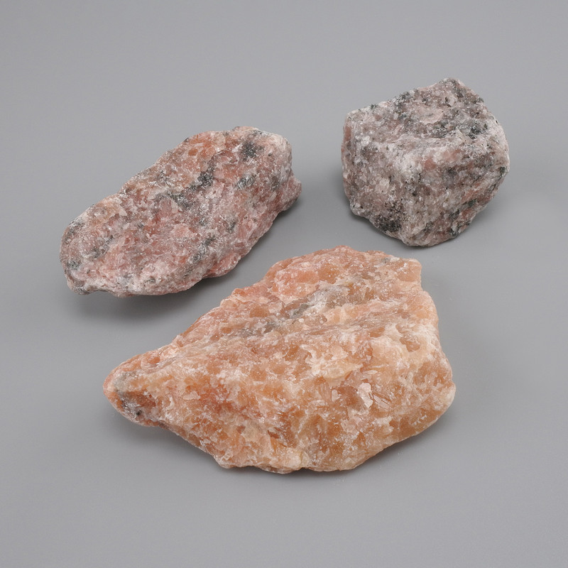 Natural Untreated SUNSTONE, diameter 32-67×35-41mm± (assorted sizes) (Price per 100 g)