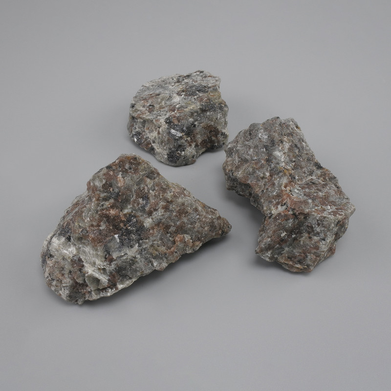 Gabbro natural unpolished stone, diameter 58-62×46-52mm± (assorted sizes) (Price per 100 g)