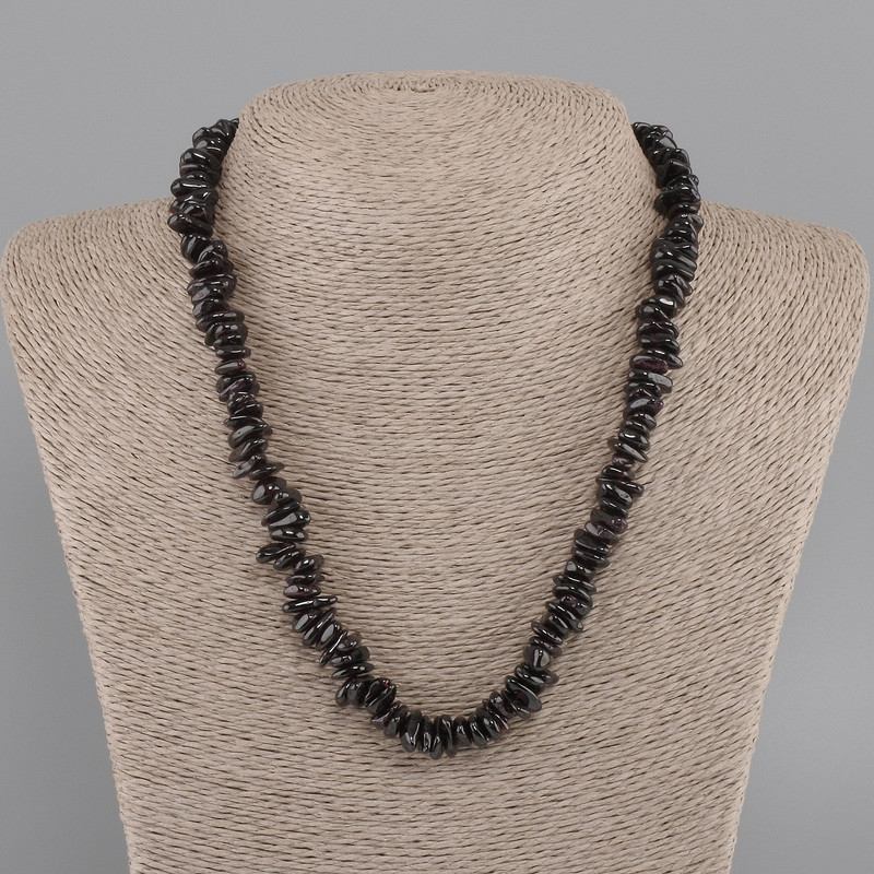 Garnet Chip Necklace, 9-12×2-3mm diameter, 45cm length ± with clasp