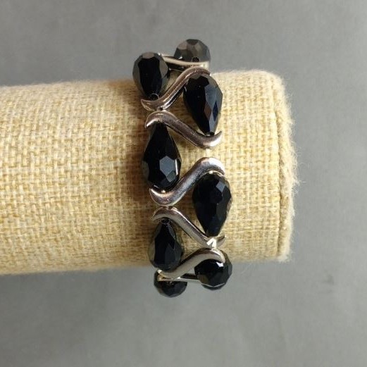 Bracelet Czech crystal, length 18cm+- stretch