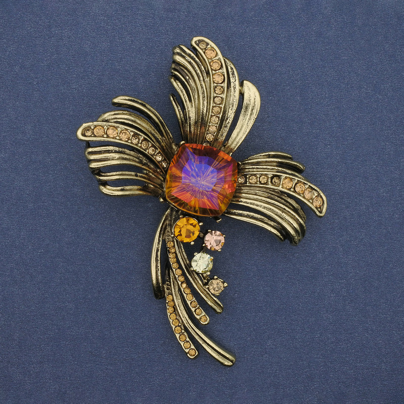 Brooch Accent Crystal Rhinestones Golden Metal 70x53mm+