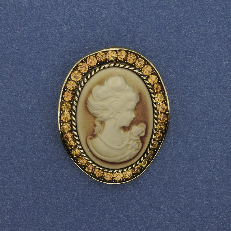 Cameo Brooch Pendant 'Lady' with Crystals in Gold-Tone Metal 43x38mm +