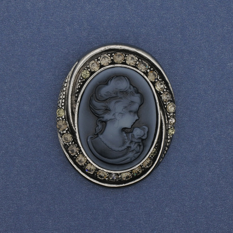 Brooch Pendant Cameo Lady with Crystals Silvered Metal 44×37mm +