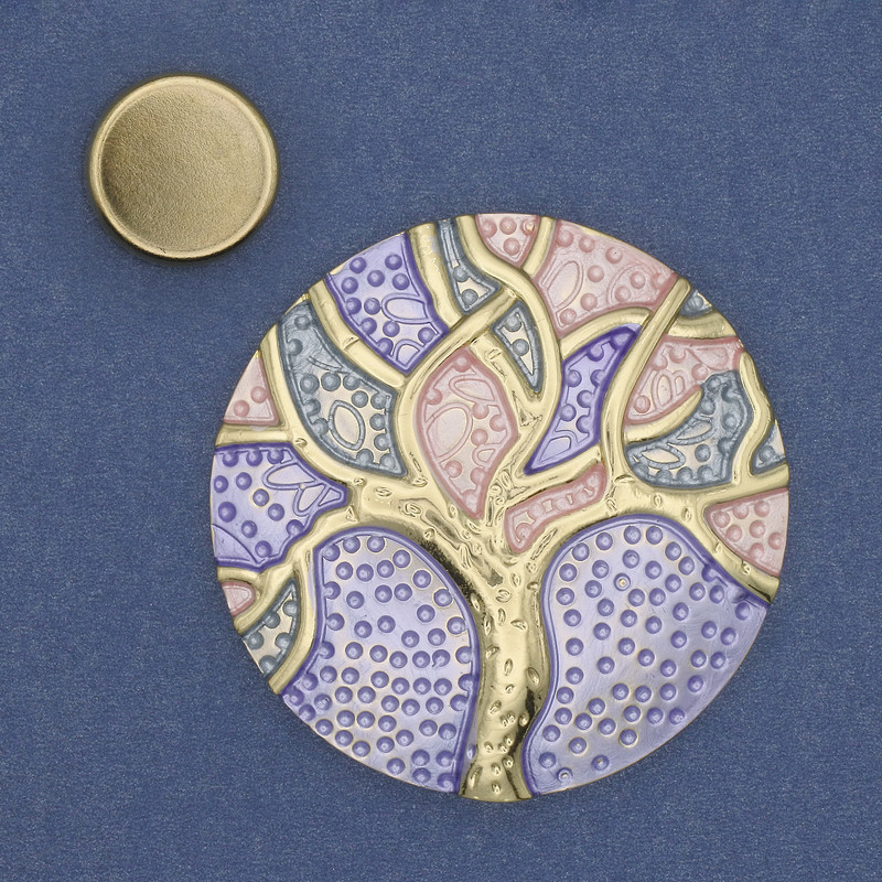 Magnetic brooch Accent enamelled gold-tone metal 50mm+