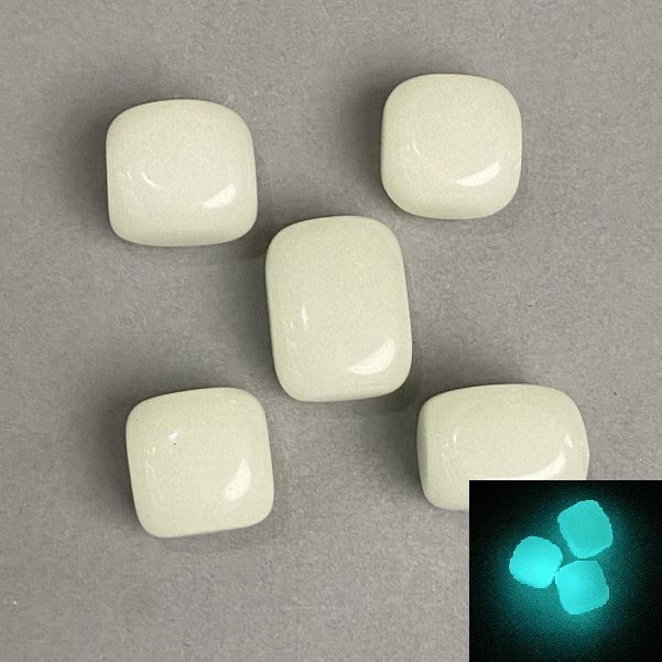 Natural Onyx Stone that Glows in the Dark, faceted 25×17mm (+-) packaged 100g turquoise glow