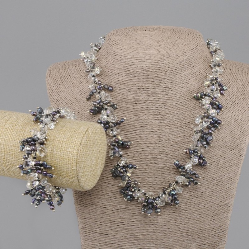 Set of freshwater pearls and Czech crystal necklace, length 49cm± bracelet, length 19cm± on clasp