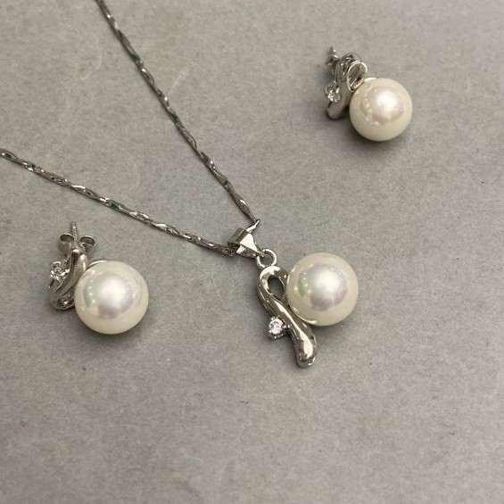 Pendant and Earrings Set Mallorca 40cm+- on Chain and Stud Earrings Mallorca