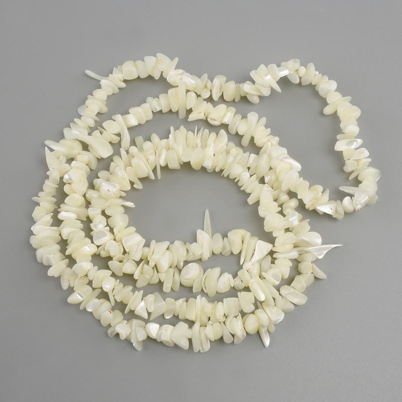 Mother-of-Parthurus pearl beads fragment, diameter 6-10×1-3mm +-, length 84cm+- on thread