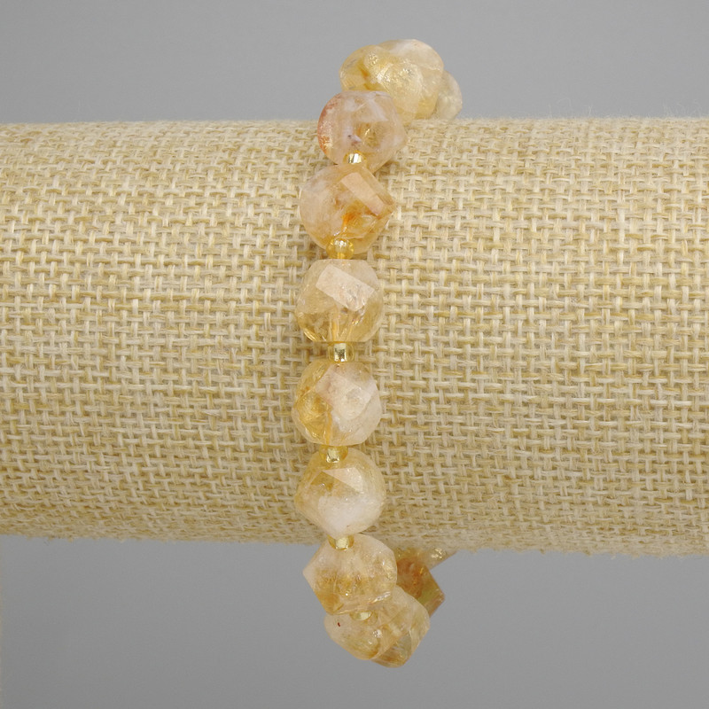 Bracelet Citrine Faceted Diamond Rhombus, diameter 9x9mm±, seed beads 3mm±, length 18cm±, stretch