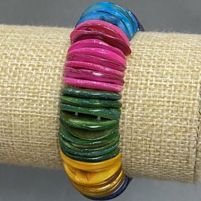 Bracelet, Pearlized Shell, length 18cm ± stretch