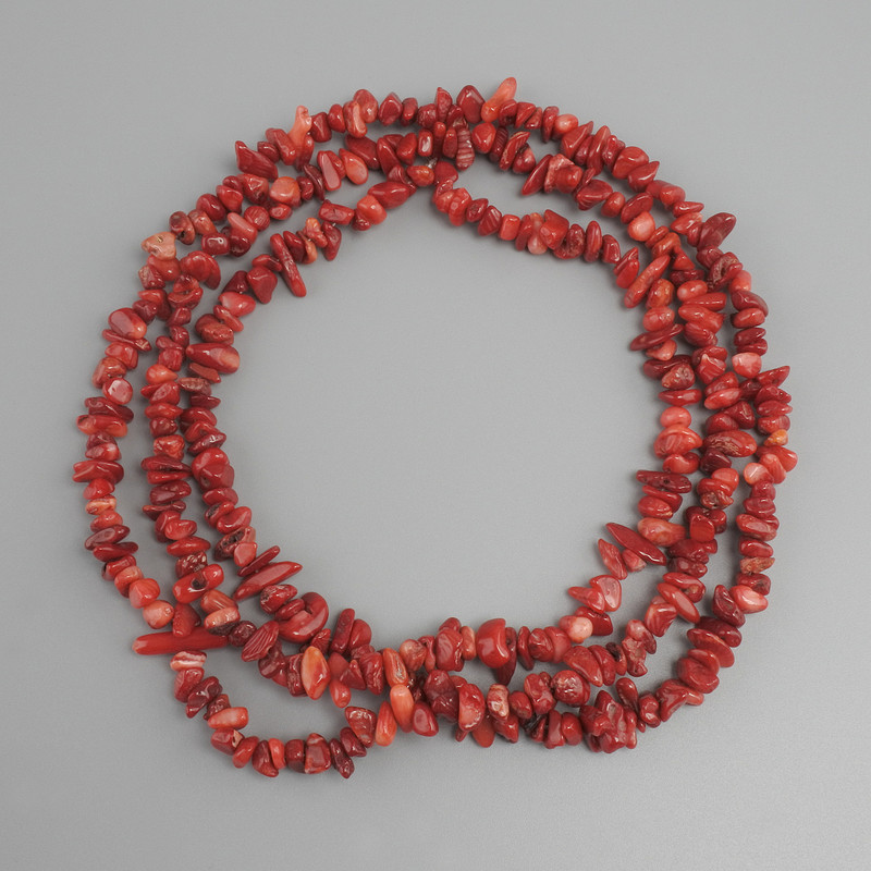 Coral Beads Nuggets, diameter 4–13×3–5mm, length 80 cm ± on thread