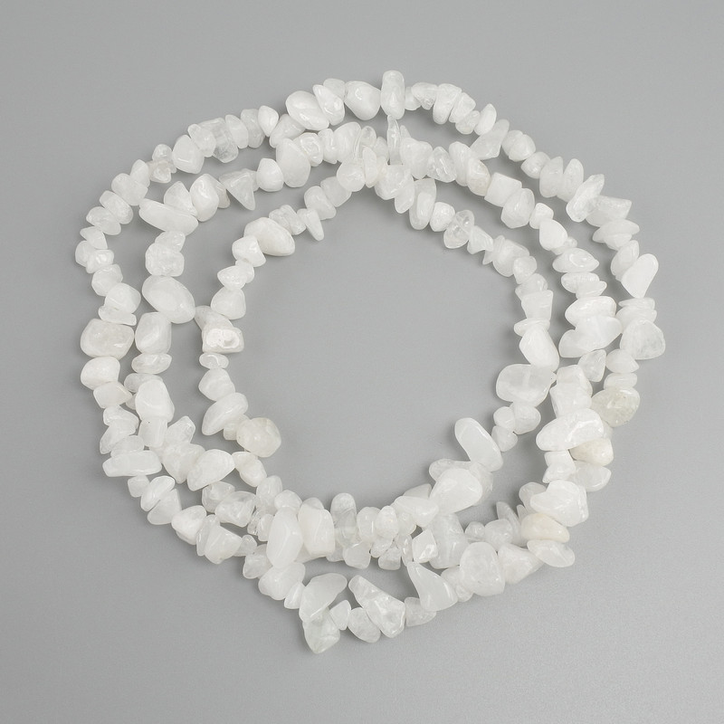 White Quartz Nugget Beads, 5–13×4–7 mm, length 78 cm on thread