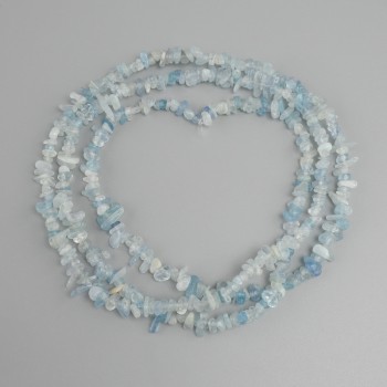 Aquamarine Beads - chips, diameter 4–11×1.5–3 mm, length 80 cm on thread