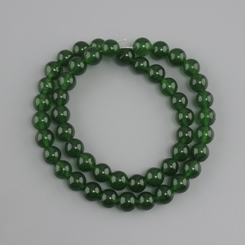 Chrysoprase Beads, smooth round 8mm diameter, thread length 38cm