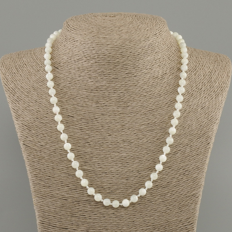 Mother-of-P pearl Necklace Bead Smooth Round 6mm, 50cm long, with clasp