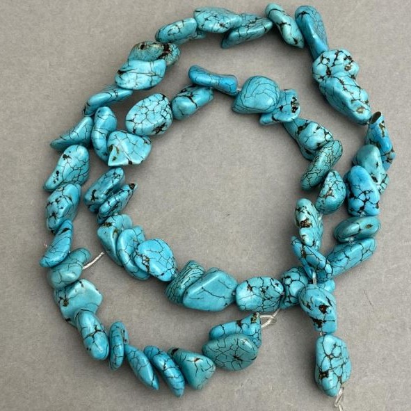 Turquoise Apatite faceted beads 14-16×9-11 mm, length 40 cm on fishing line