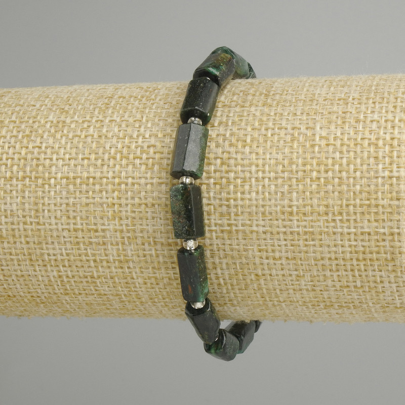 Emerald Cabochon Bracelet, 10–11×6 mm, stretch length 18 cm ±