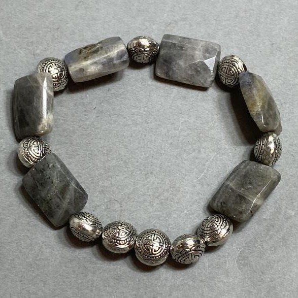 Labrodorite Faceted Rectangular Bracelet 16x12mm ±, length 18cm ± stretch