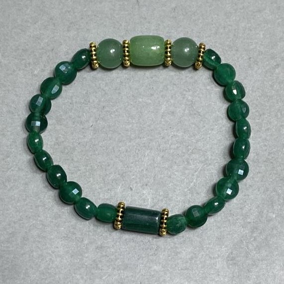 Bracelet Chrysoprase Faceted Coin 6mm+-Jade Bead 8mm+-, length 18cm+- stretch