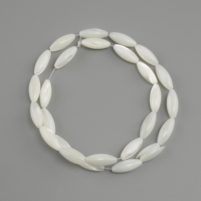 Mother-of-pearl Rice Beads, 15×6 mm, 39 cm string on thread